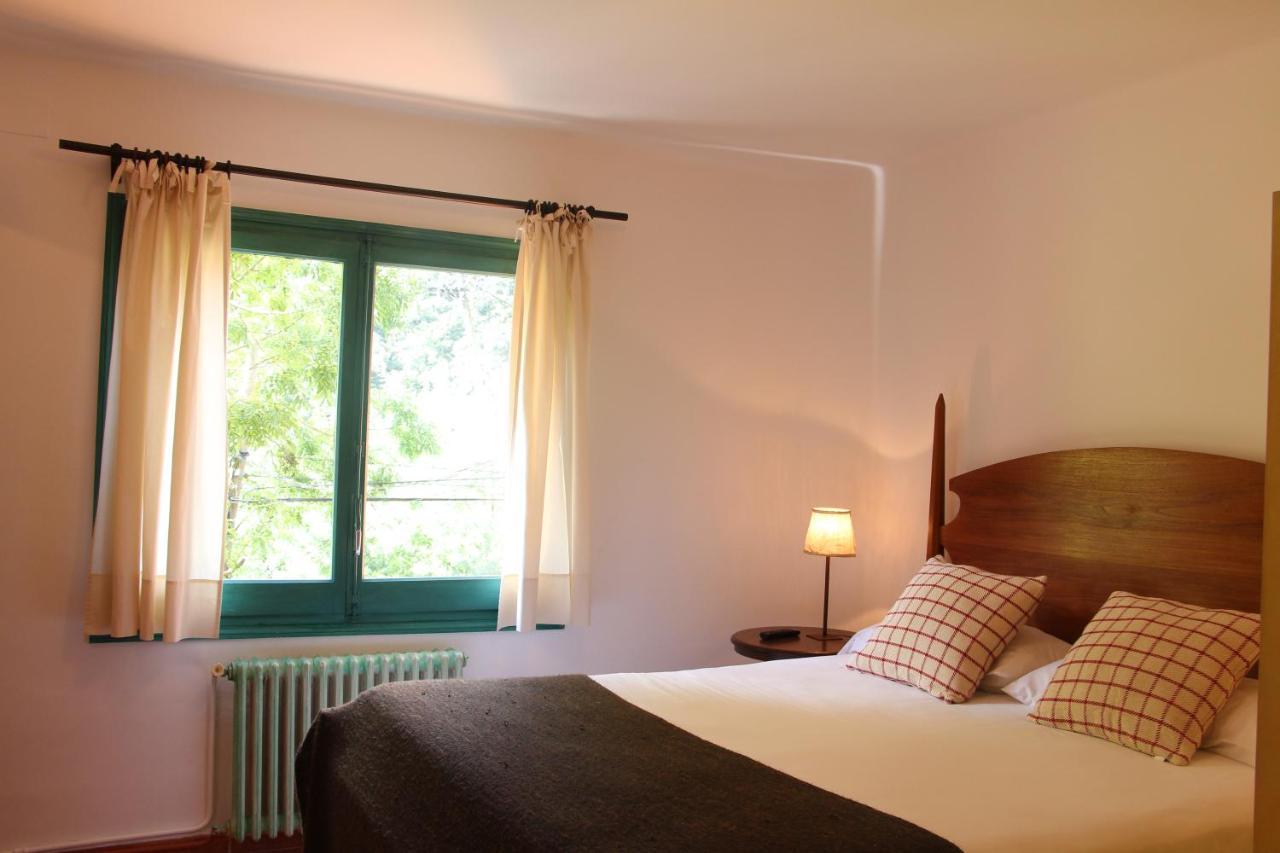 Hostal L'Ou De Reig Montseny Bagian luar foto