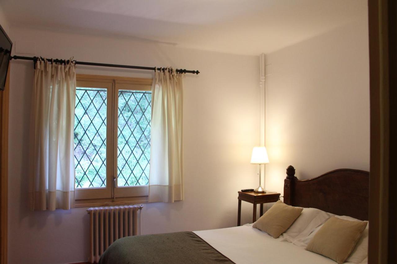 Hostal L'Ou De Reig Montseny Bagian luar foto