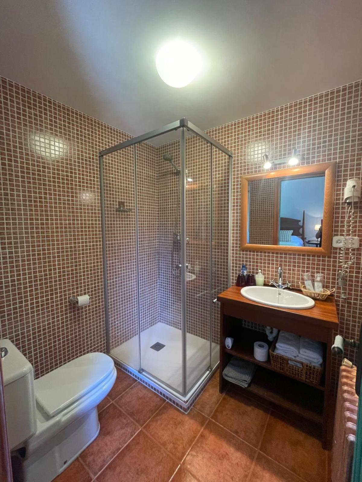 Hostal L'Ou De Reig Montseny Bagian luar foto