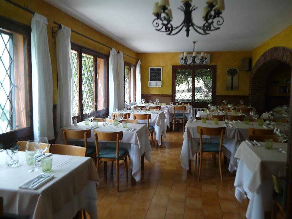 Hostal L'Ou De Reig Montseny Bagian luar foto