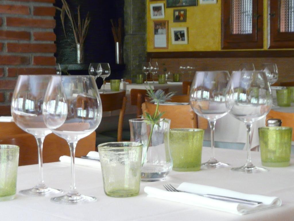 Hostal L'Ou De Reig Montseny Bagian luar foto