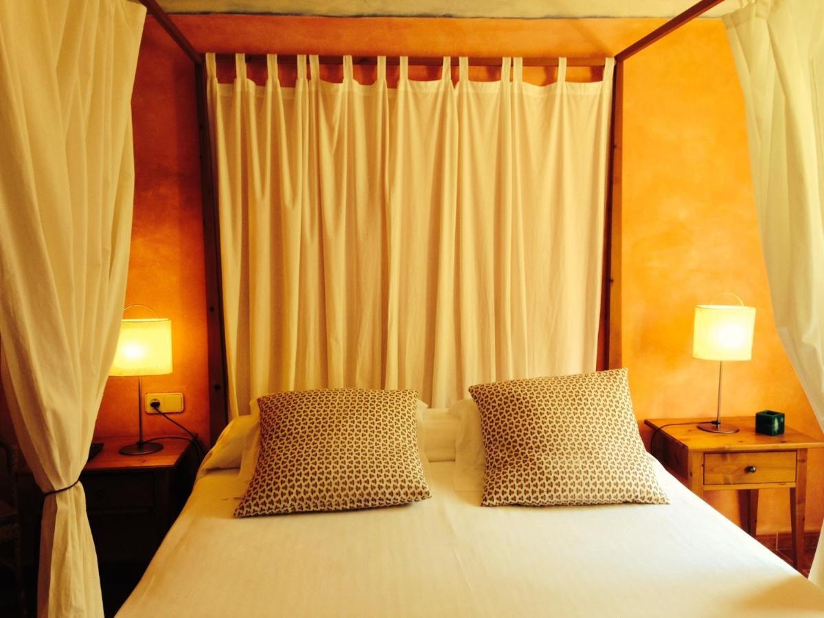Hostal L'Ou De Reig Montseny Bagian luar foto